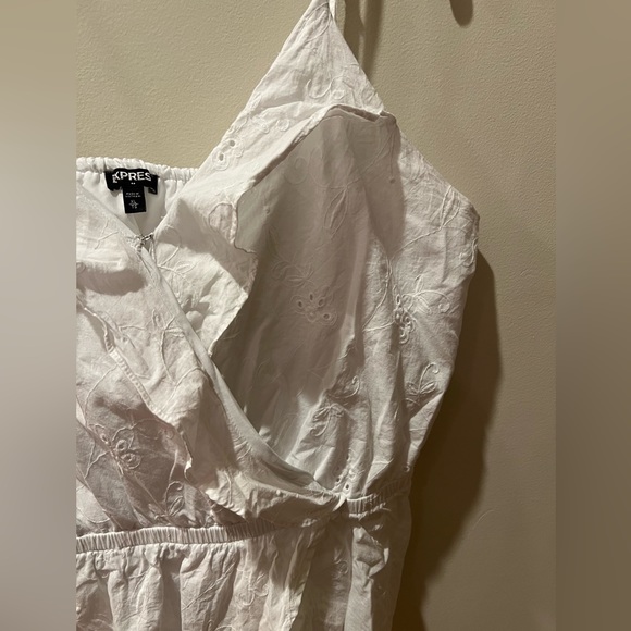 Express White Peplum Tank Top - Picture 4 of 7